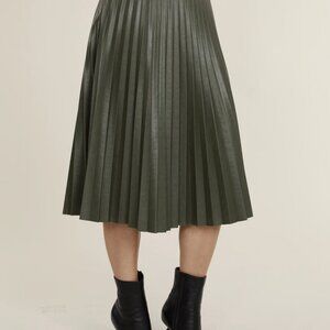 Faux leather green pleated midi skirt